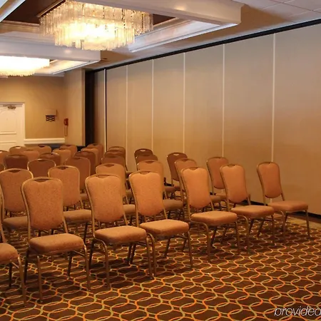 Comfort Inn & Suites Danbury-Bethel 