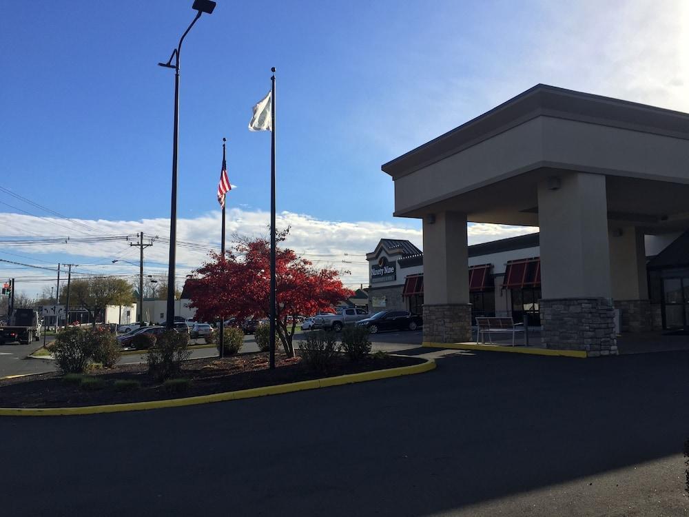 Comfort & Danbury-bethel Danbury