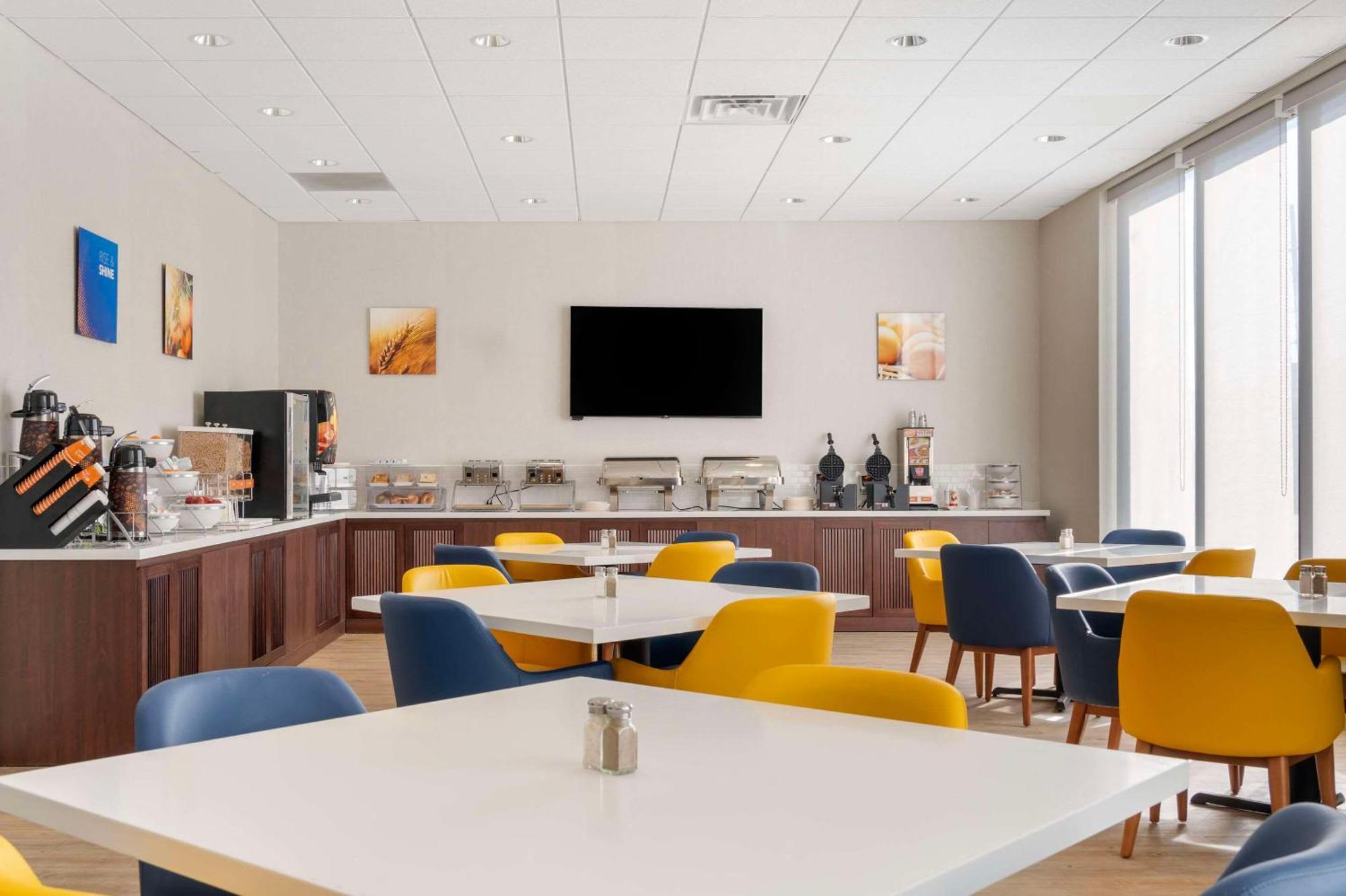 Comfort & Danbury-bethel Hotel 3*