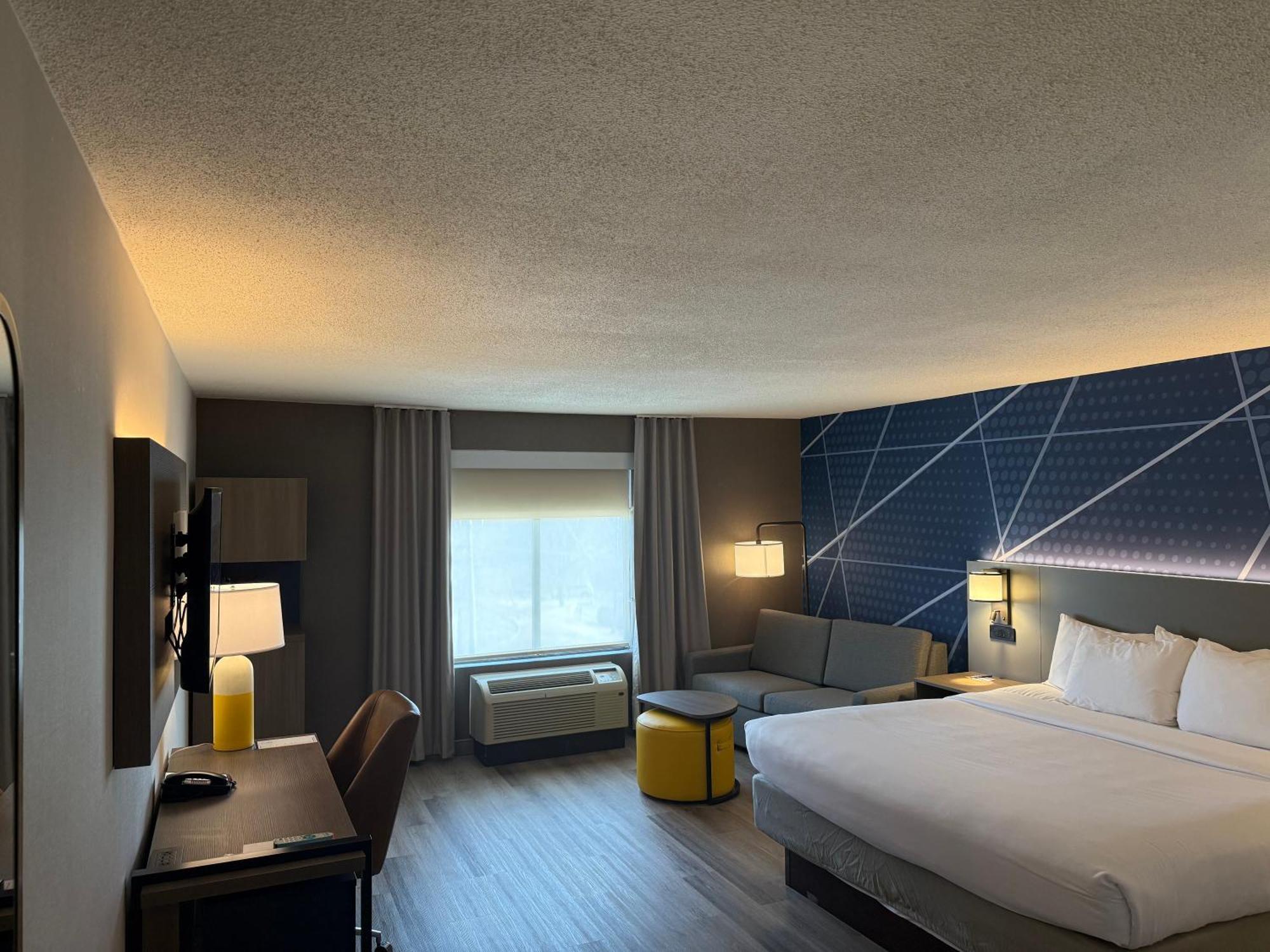 Comfort & Danbury-bethel Hotel